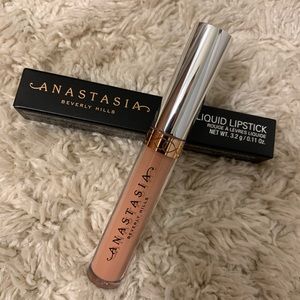 Anastasia Beverly Hills liquid lipstick